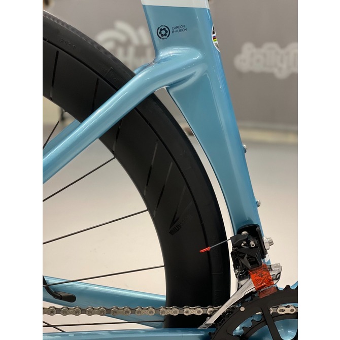 Java J.Air Fuoco 105 Carbon Aero Disc Road Bike | Jollymap
